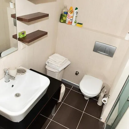 Flora Rezidance Atasehir Apartment *