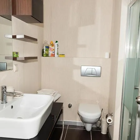 Flora Rezidance Atasehir Apartment *